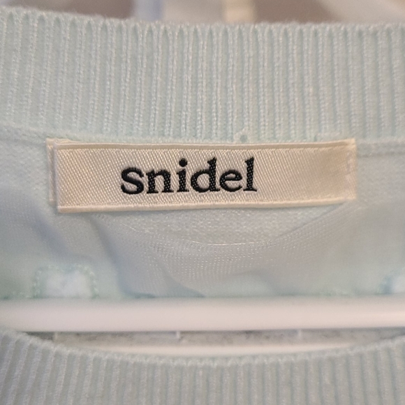 Snidel - Picture 3 of 5